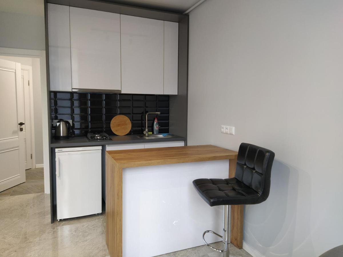 Vip Apartments On Avalon Lviv Exterior foto